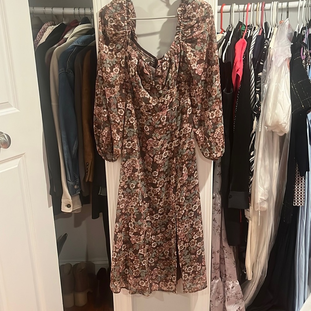 ASTR the Label Arlette floral midi dress